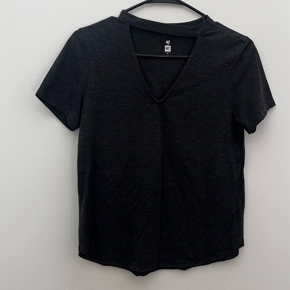 Me to We Grey Cutout V-Neck Blouse